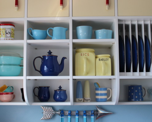 retro style painted kitchen