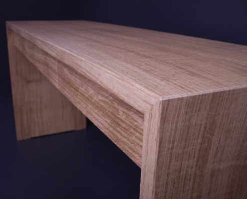 Flows console table in Highland Oak